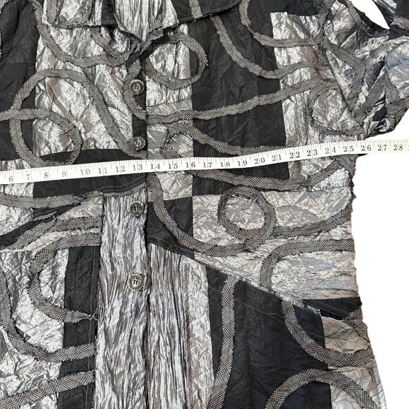 LImpossible Paris Button-Up Crinkle Tunic Top Black Silver Art France Size 1X - Picture 5 of 8